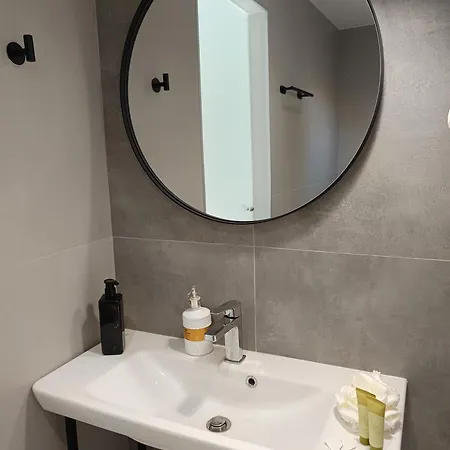 Drosostalia Apartament *