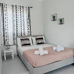 Drosostalia Apartament *